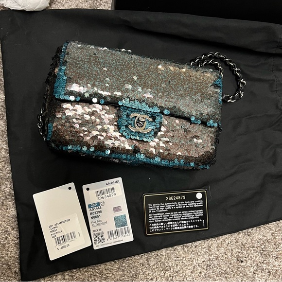 Chanel sequin flap bag - Picture 7 of 14